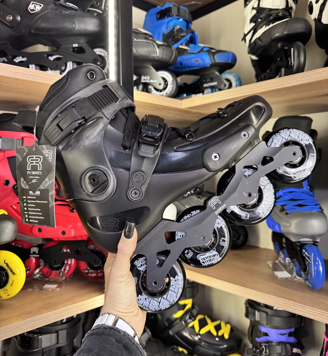 ROLKI FR SKATES FR2 80 BLACK CUSTOM 42