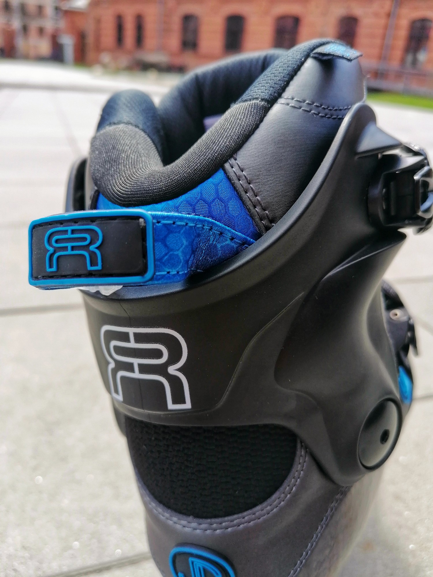 ROLKI FR SKATES SL SEVEN GREY/BLUE 230 LUMINOUS