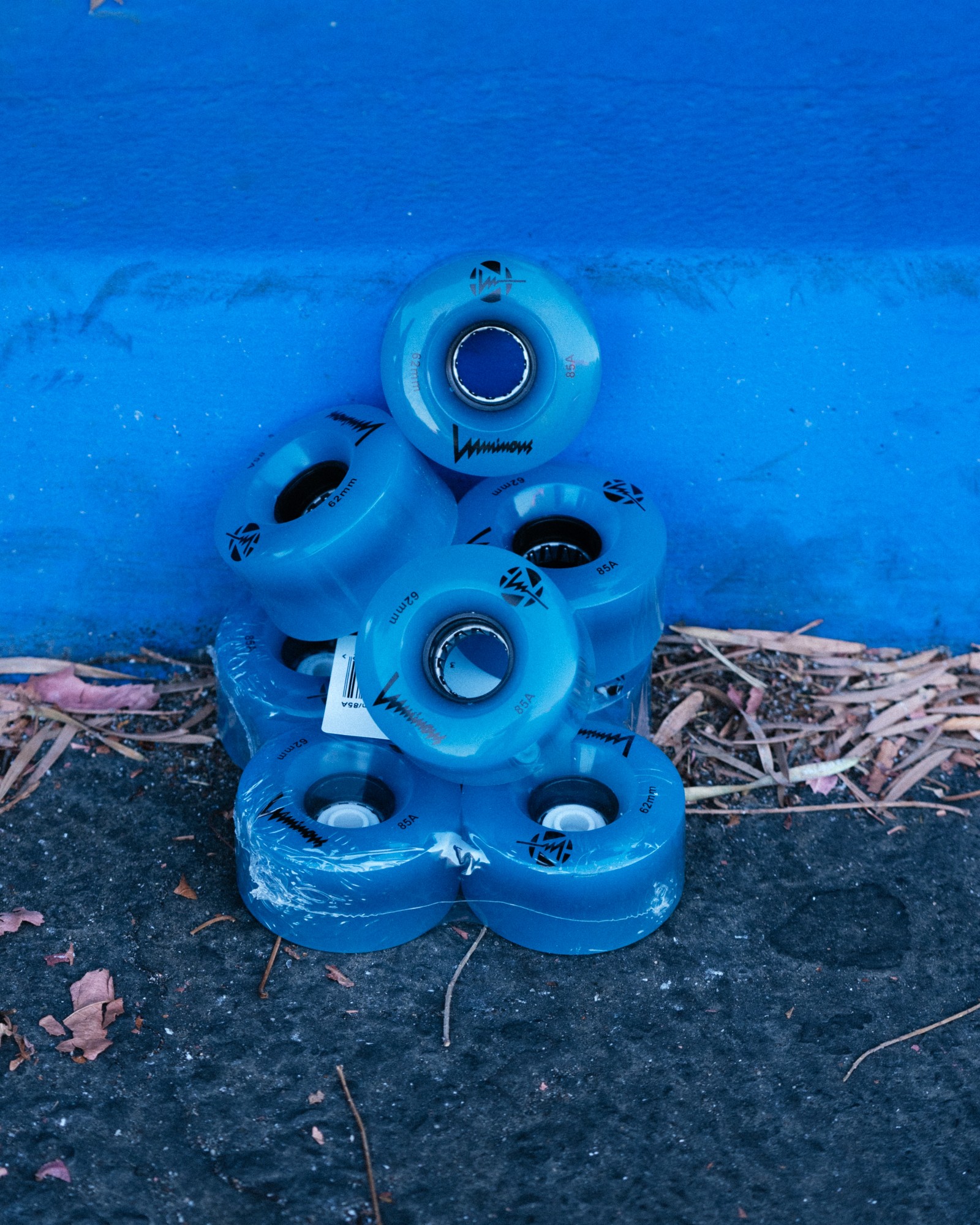 KOŁA LUMINOUS QUAD ŚWIECĄCE DO WROTEK BLUE GLOW 65 MM / 85A X1