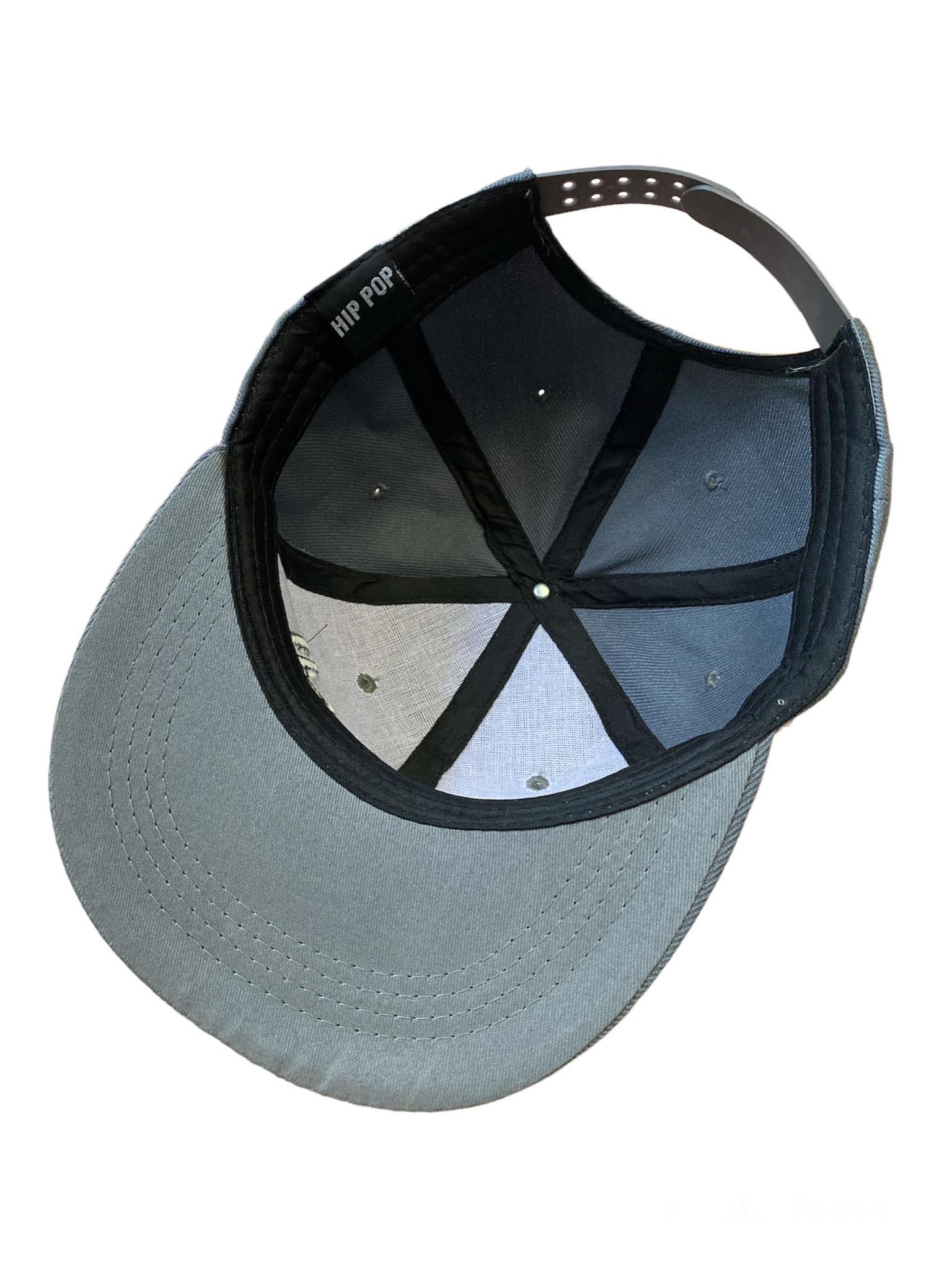 CZAPKA Z DASZKIEM KSYGNI CAP SNAP BACK