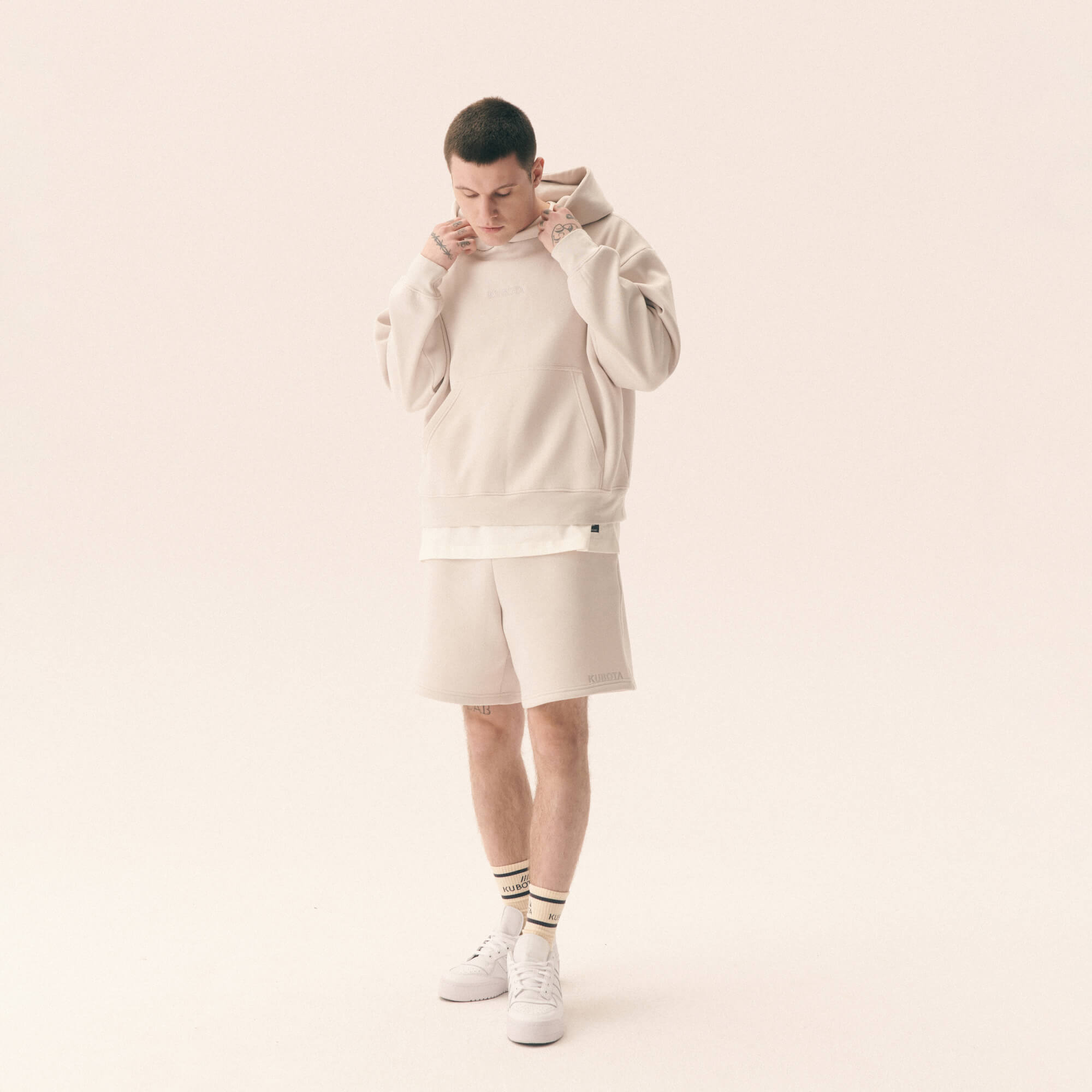 KUBOTA SZORTY MĘSKIE BAWEŁNIANE BEŻOWE