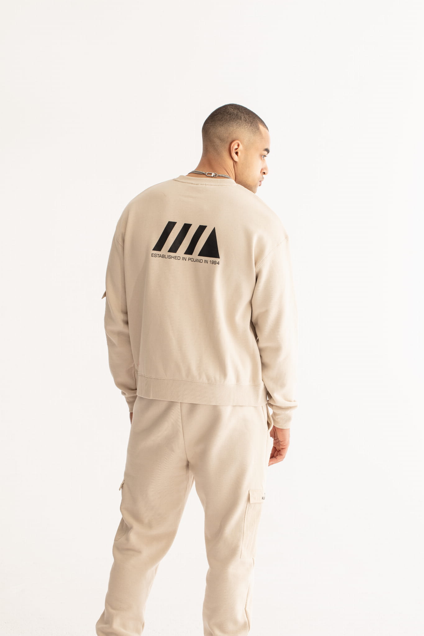 KUBOTA BLUZA UNISEX Z BEŻOWĄ KIESZONKĄ