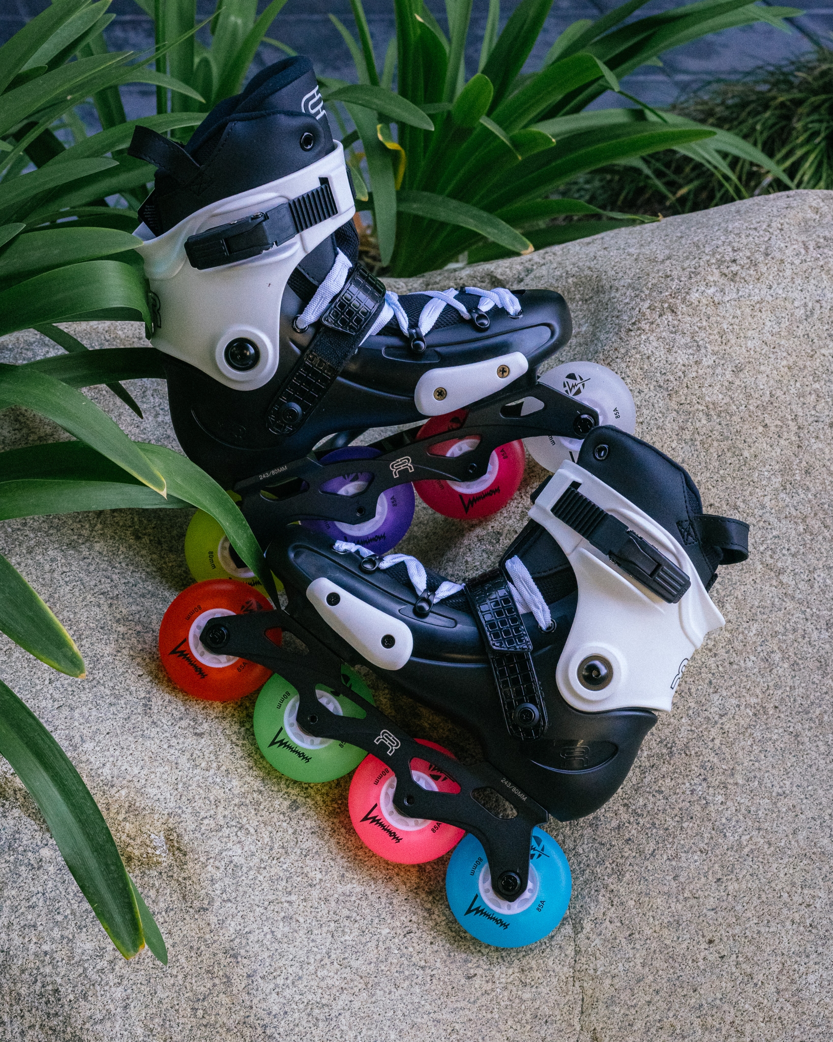 KOŁA LUMINOUS PINK 72MM / 85A X1