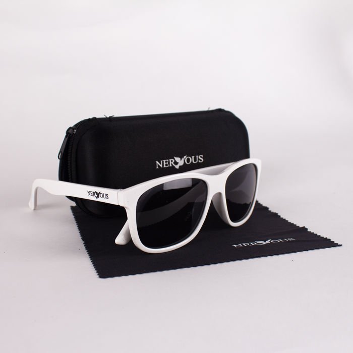 OKULARY PRZECIWSŁONECZNE NERVOUS CLASSIC WHITE