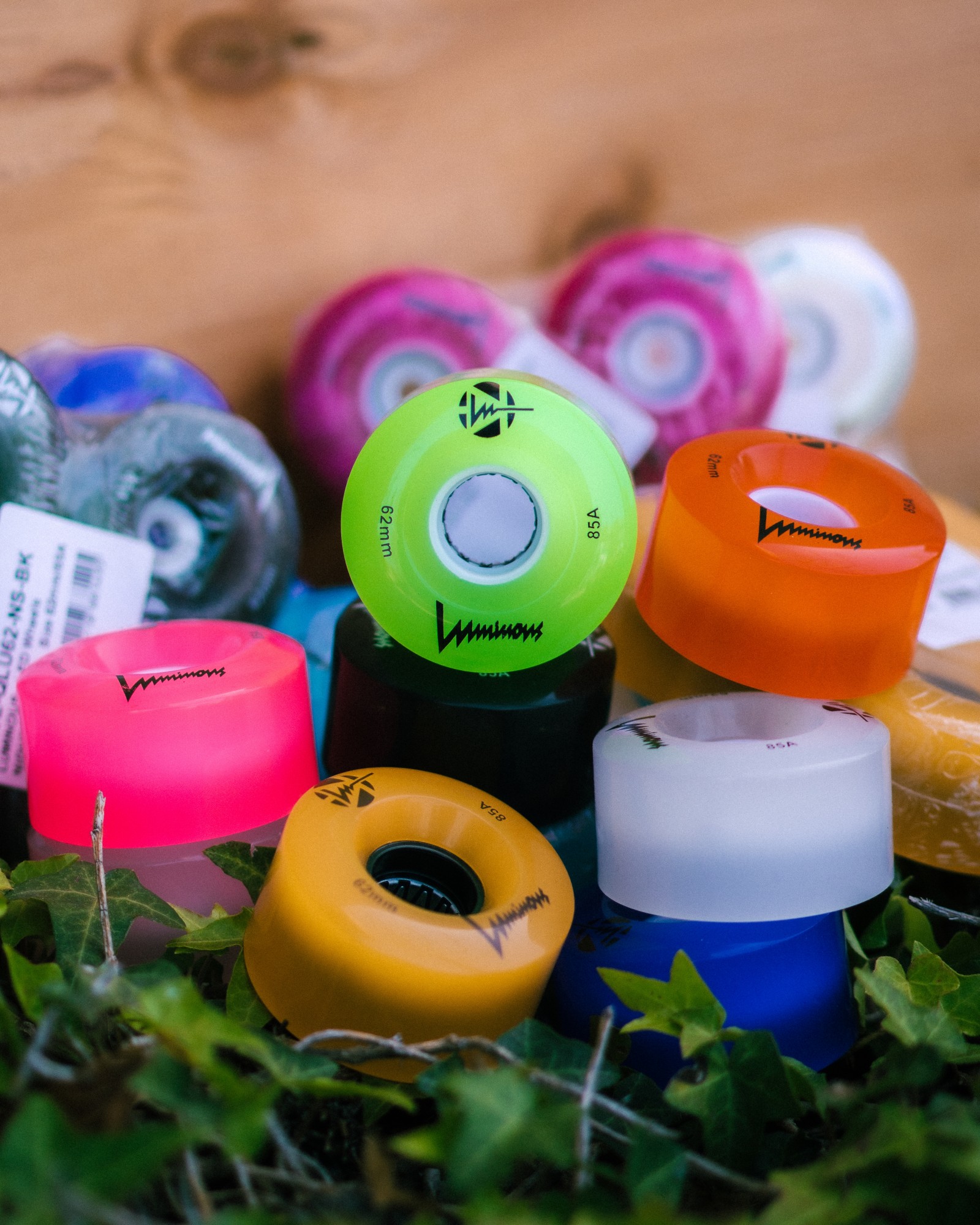 KOŁA LUMINOUS QUAD ŚWIECĄCE DO WROTEK GLITTER PINK 62 MM / 85A X1