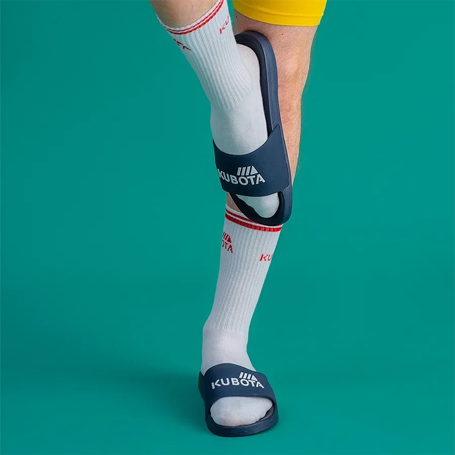 KLAPKI KUBOTA BASENOWE BASIC GRANATOWE