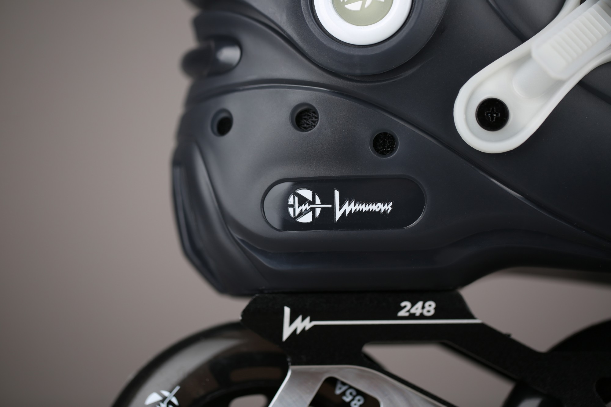 ROLKI LUMINOUS RAY DARK 110