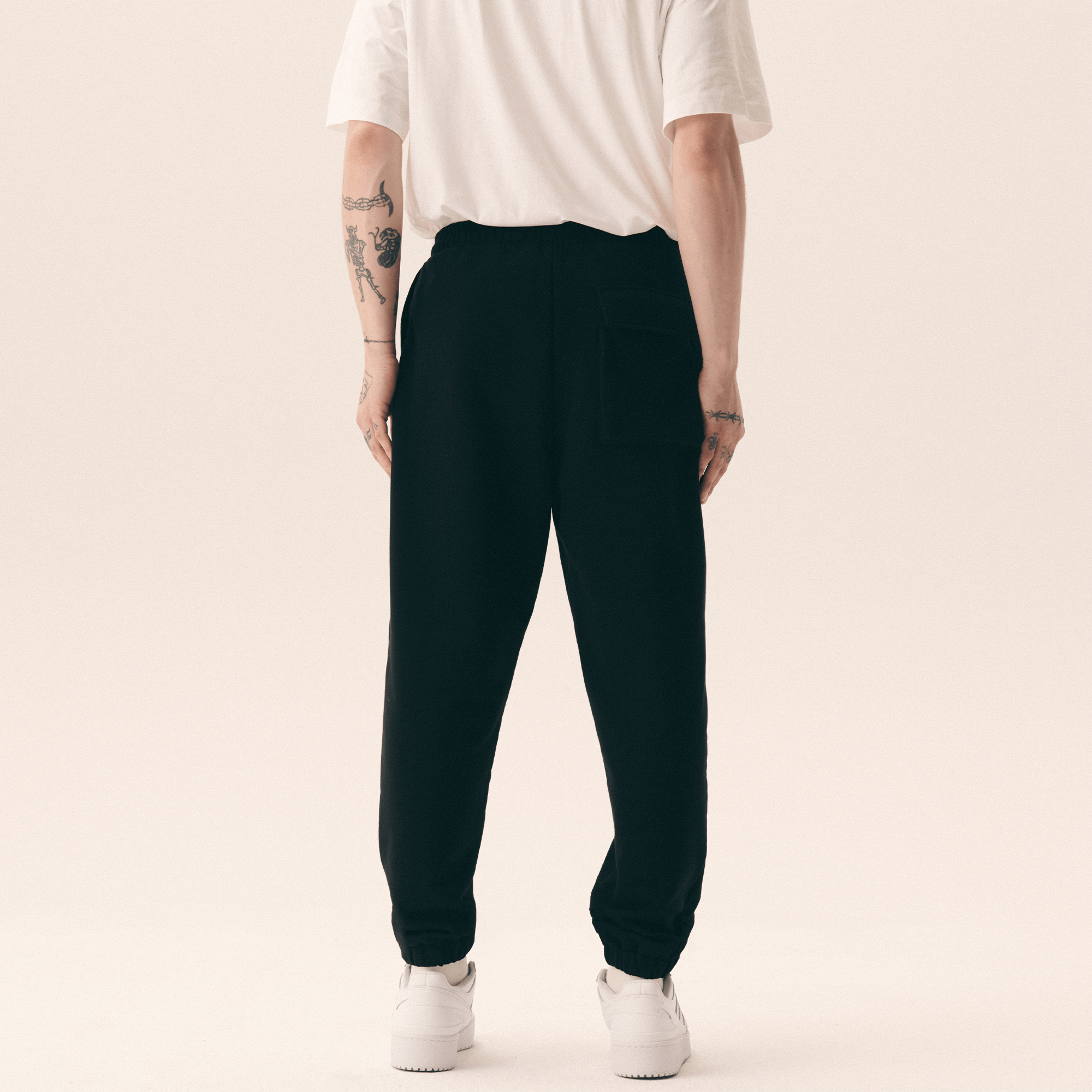 SPODNIE KUBOTA JOGGERY DRESOWE UNISEX CZARNE