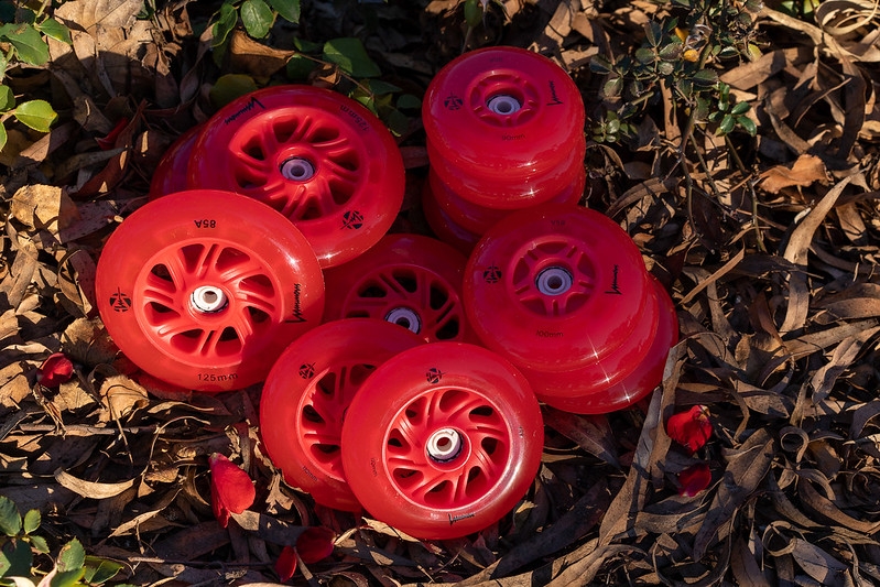 KOŁA LUMINOUS RED / RED 125MM / 85A X1