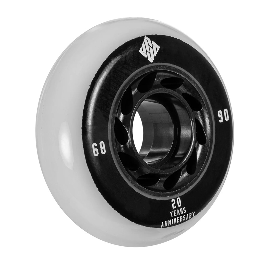 KOŁA USD TEAM WHITE 68MM / 90A X4