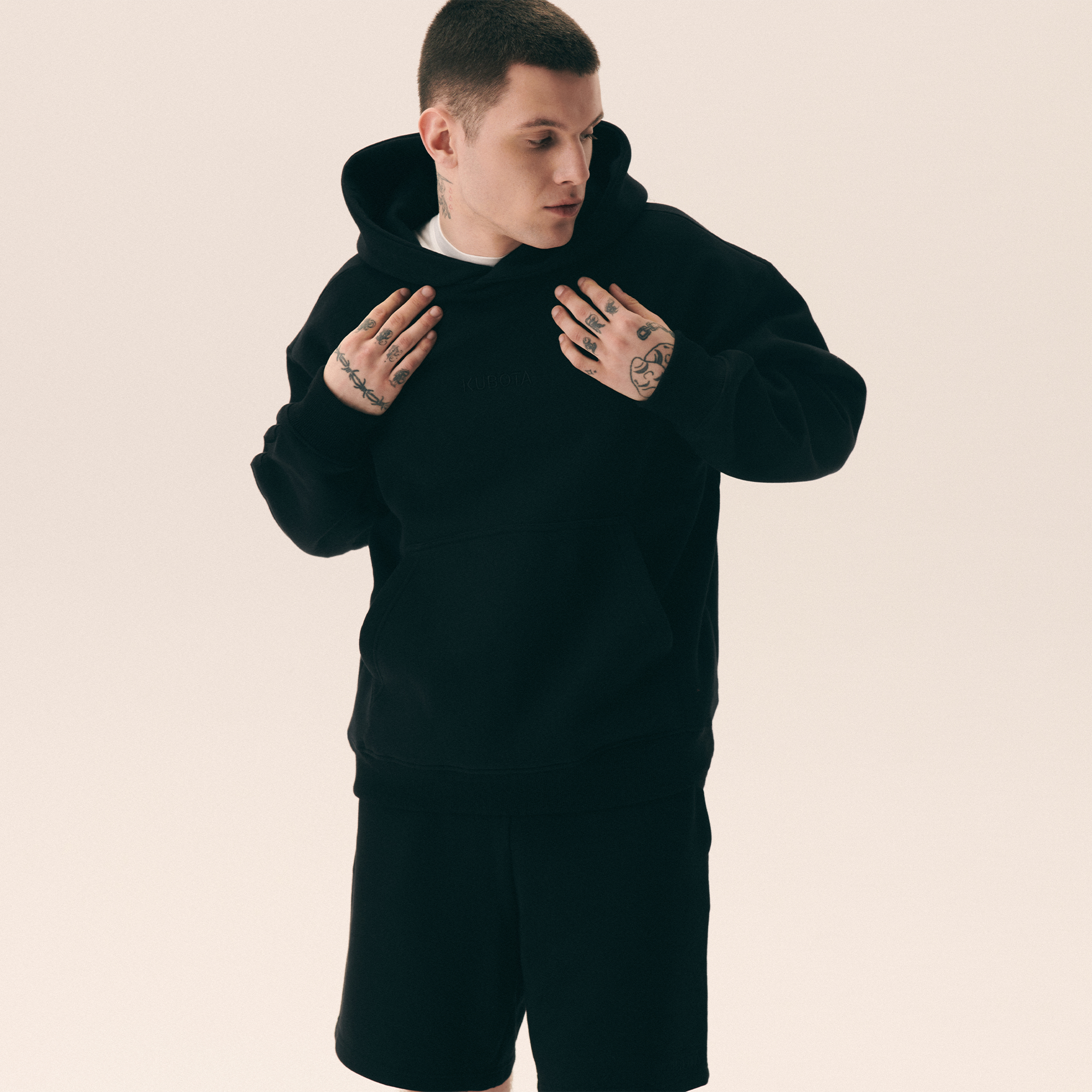 KUBOTA BLUZA BASIC UNISEX Z KAPTUREM CZARNA