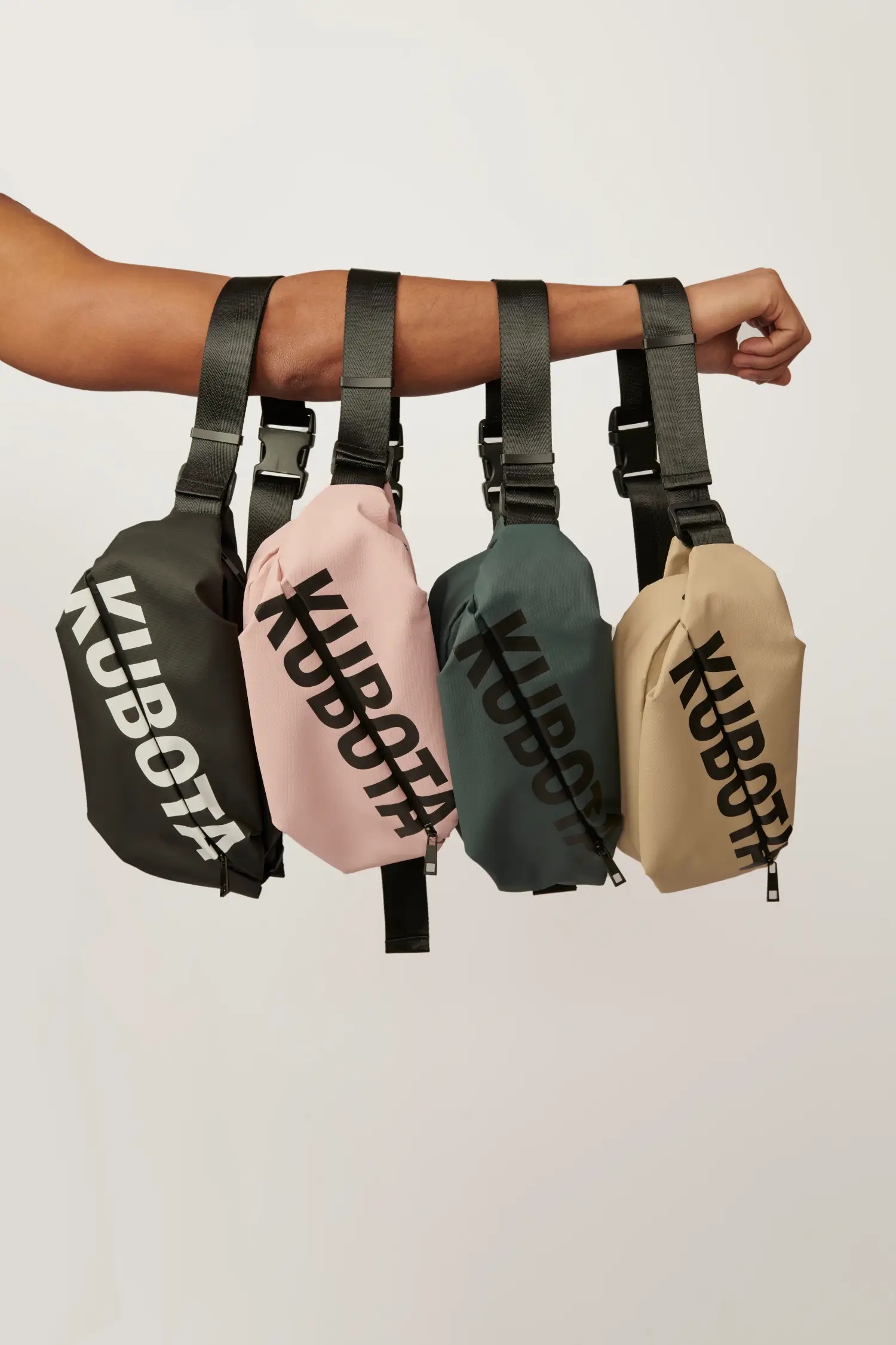 KUBOTA NERKA ZIPPER BEŻOWA 