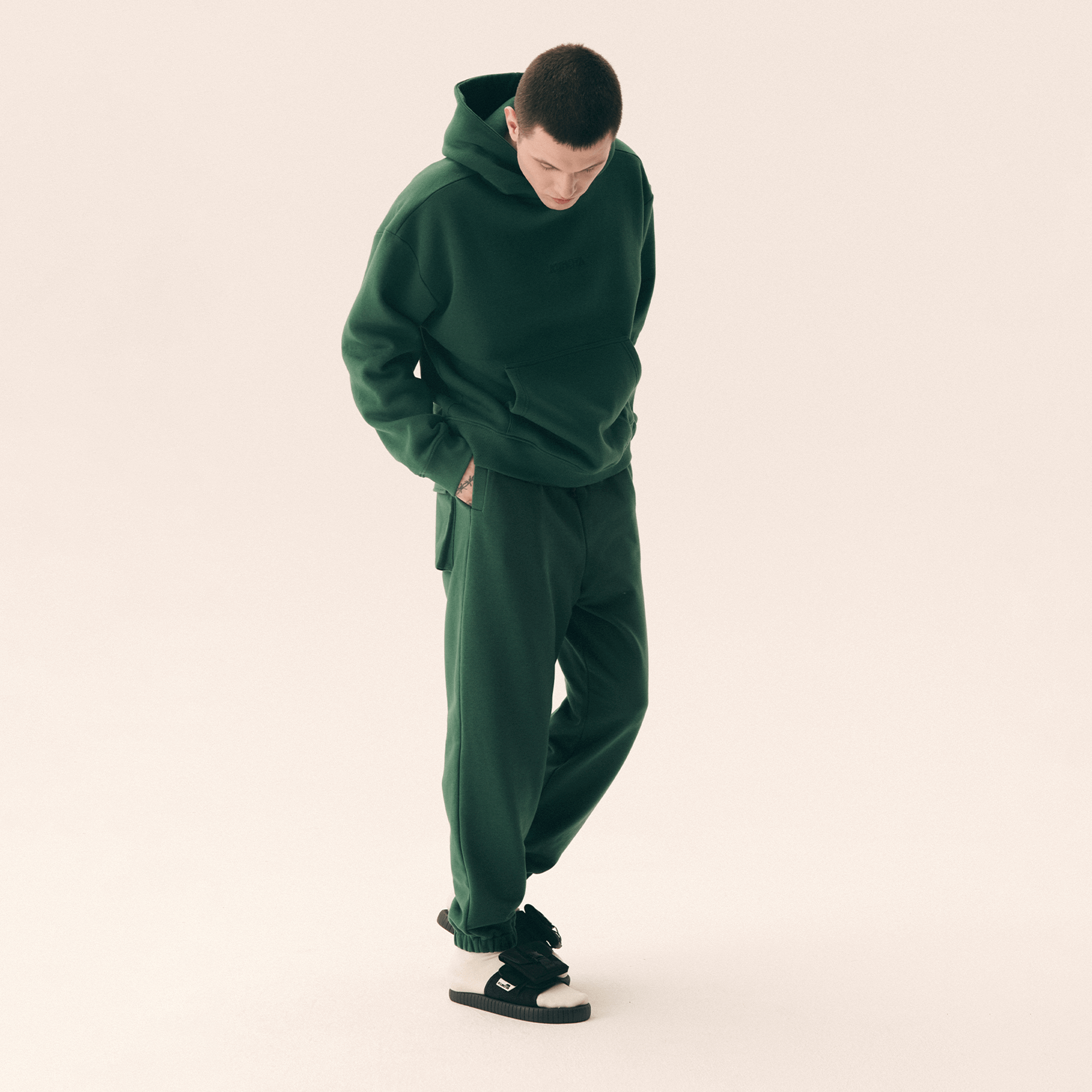 SPODNIE KUBOTA JOGGERY DRESOWE UNISEX ZIELONE