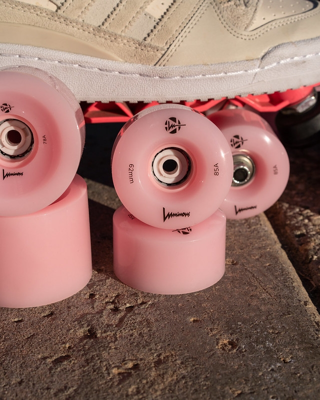 KOŁA LUMINOUS FLAMINGO 100MM / 85A X1