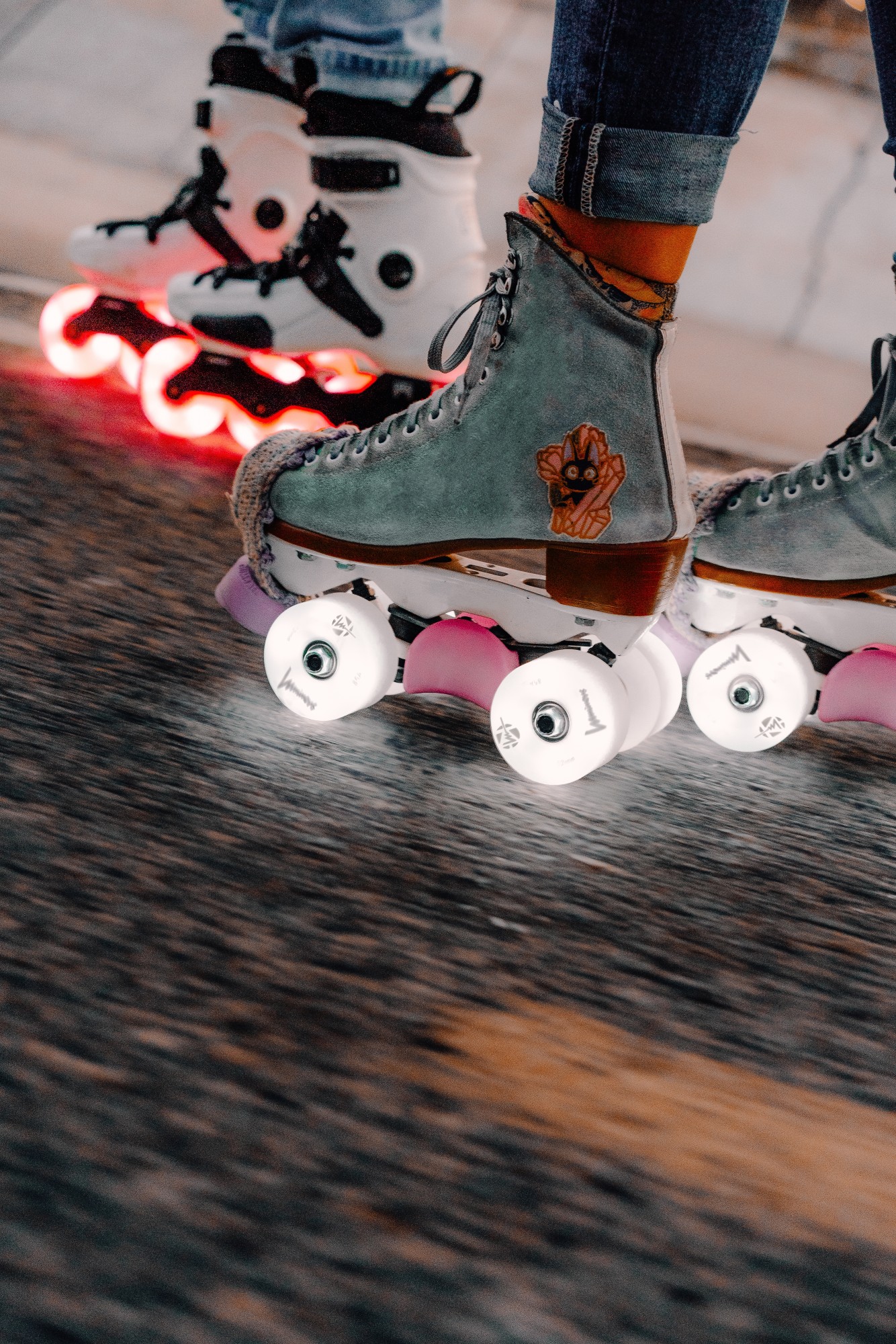 KOŁA LUMINOUS WHITE GLOW 80MM / 85A X1