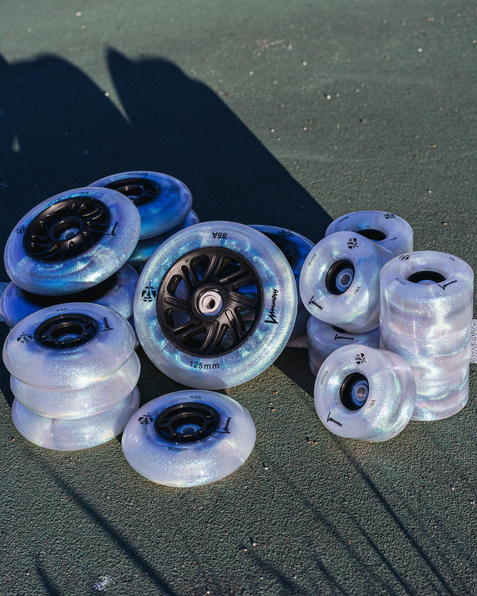 KOŁA LUMINOUS BLACK PEARL 72MM / 85A X1