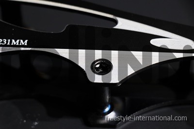 ROLKI FREESTYLE YJS CARBON BLACK/RED 