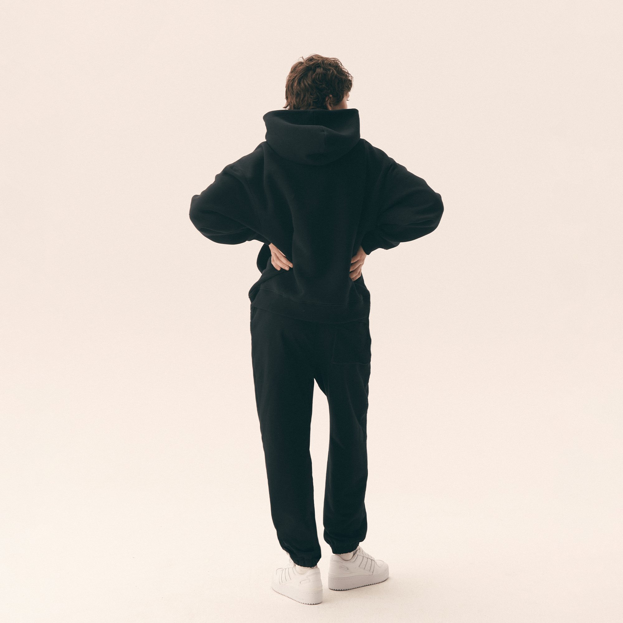 SPODNIE KUBOTA JOGGERY DRESOWE UNISEX CZARNE